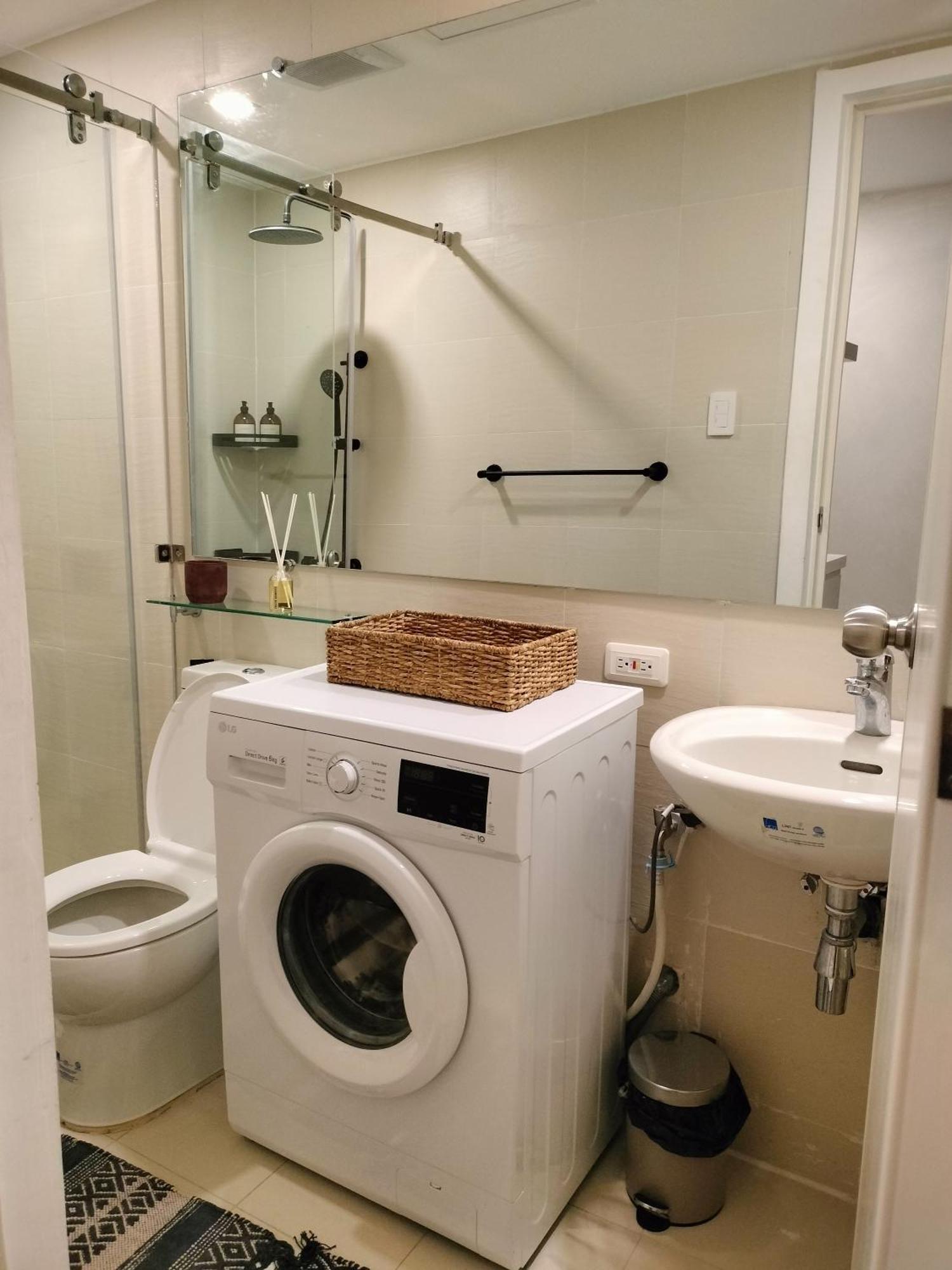 Azure North Studio Units Located In 17Th Floor And Above San Fernando  Bagian luar foto